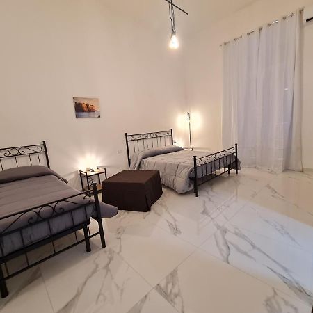 Lumacors House Panzió Nápoly Kültér fotó