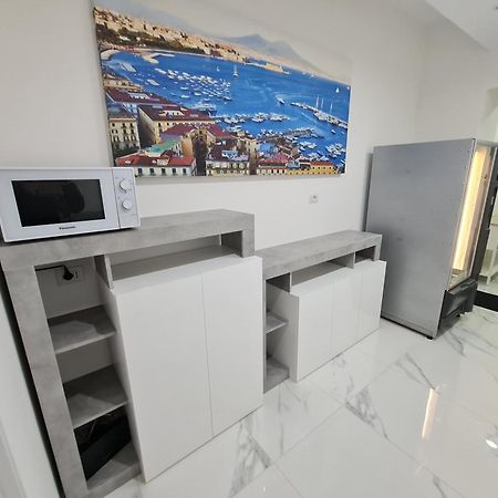 Lumacors House Panzió Nápoly Kültér fotó