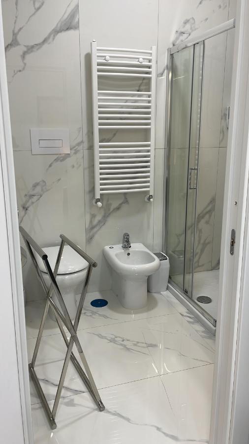 Lumacors House Panzió Nápoly Kültér fotó