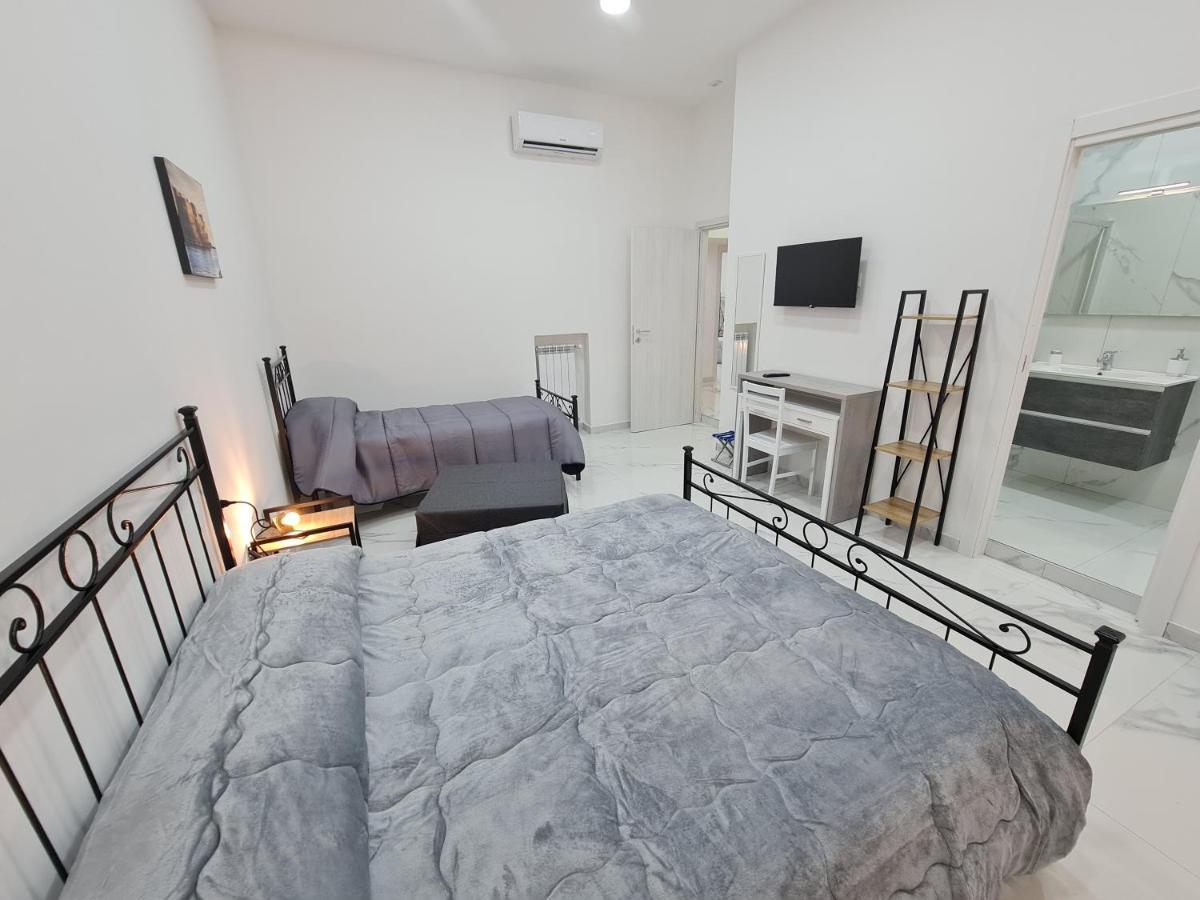 Lumacors House Panzió Nápoly Kültér fotó