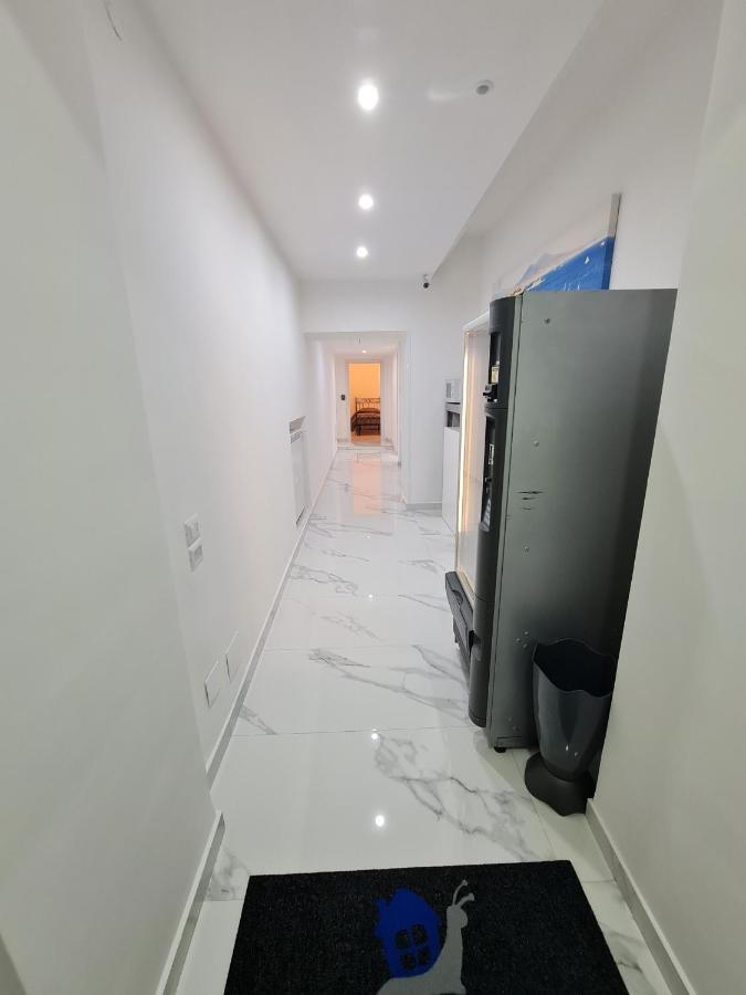 Lumacors House Panzió Nápoly Kültér fotó