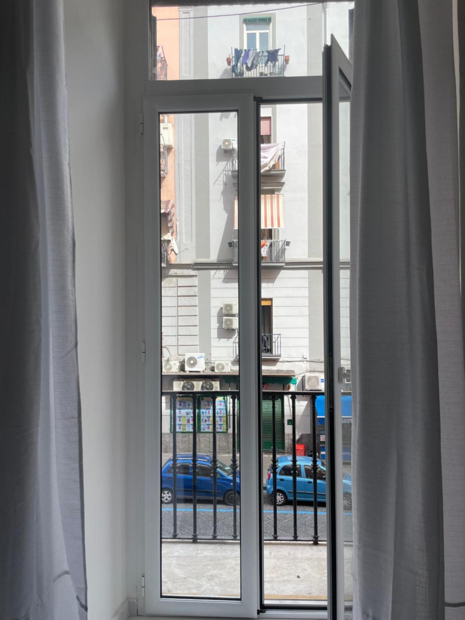 Lumacors House Panzió Nápoly Kültér fotó