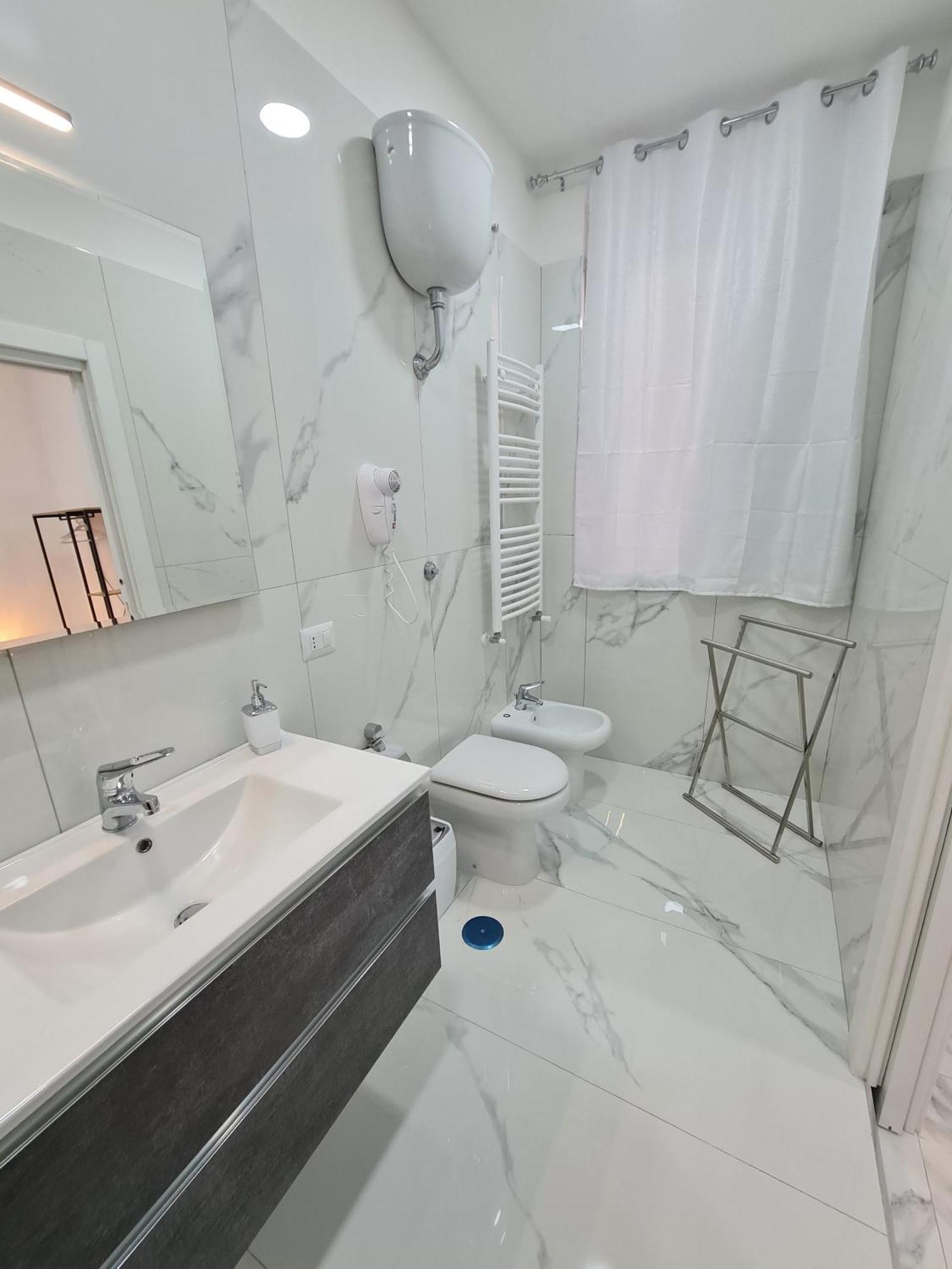 Lumacors House Panzió Nápoly Kültér fotó